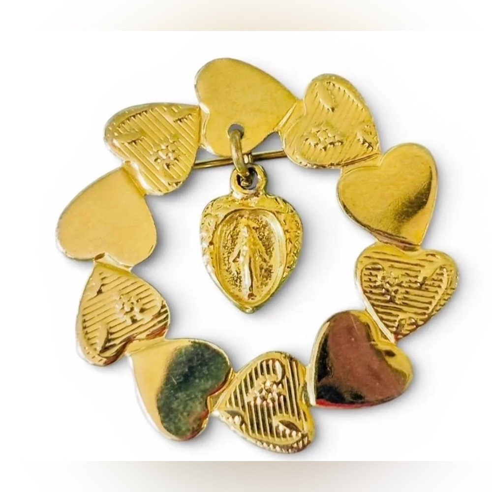 Vintage Gold Toned Virgin Mary Heart Wreath Religious Brooch
